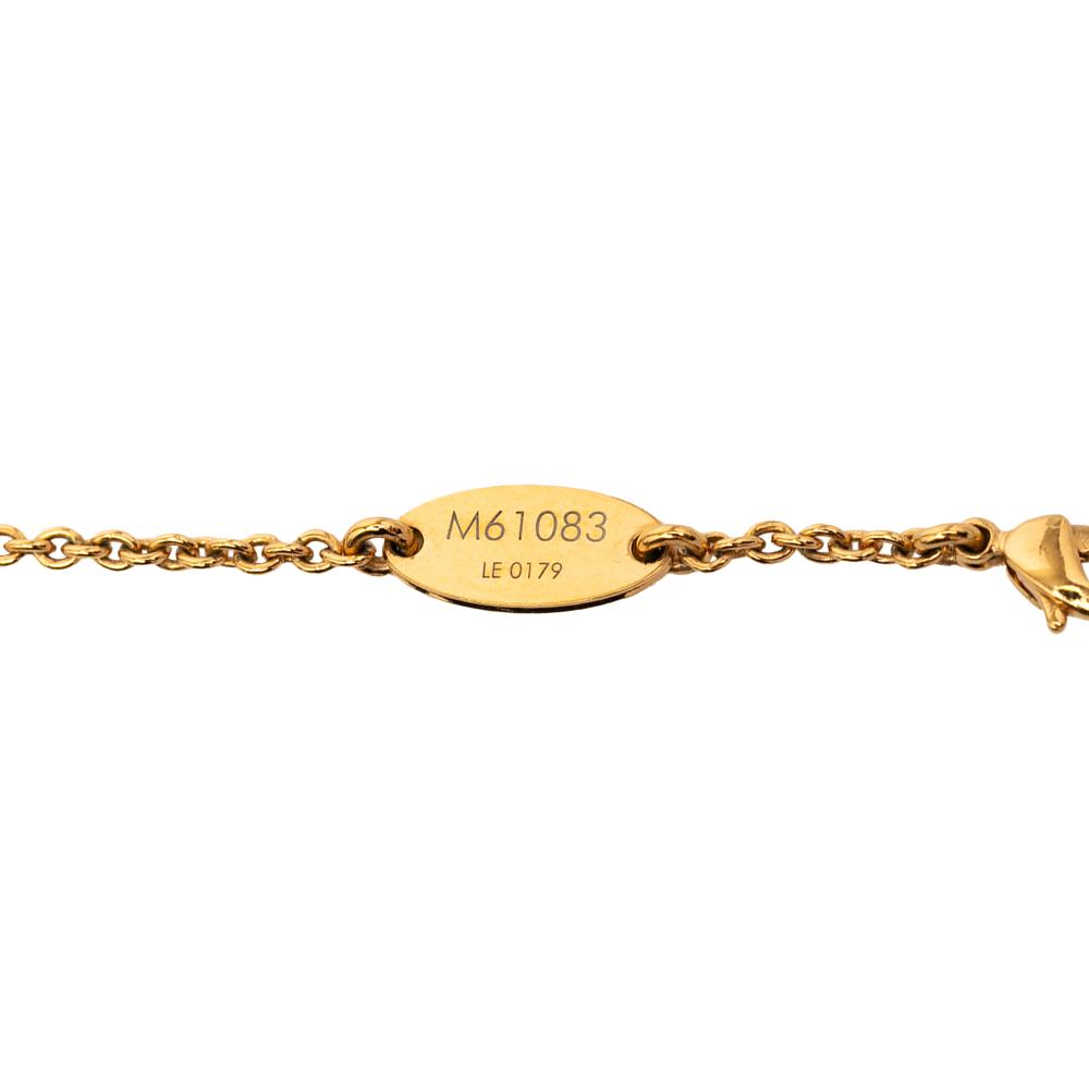 Louis Vuitton AB Louis Vuitton Gold Gold Plated Metal Essential V Necklace Italy