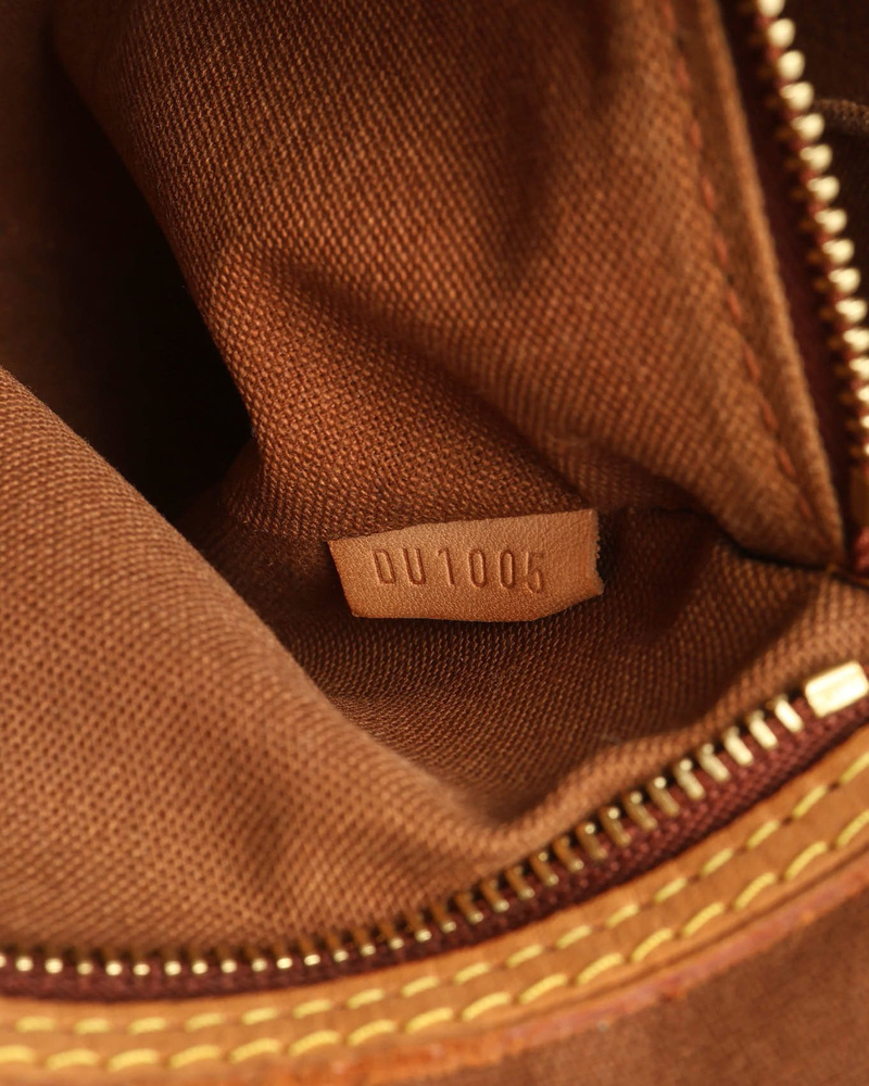 Louis Vuitton Monogram Batignolles Horizontal Bag