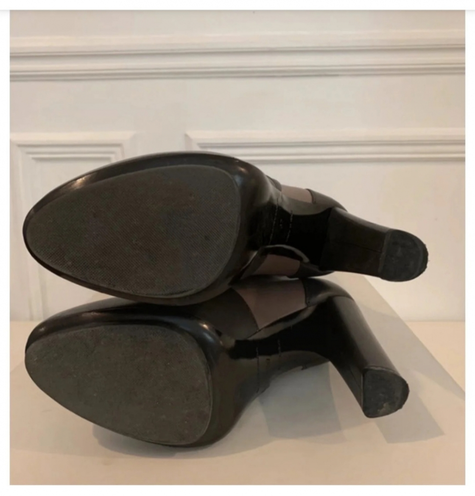 Balenciaga Stiefel aus Leder