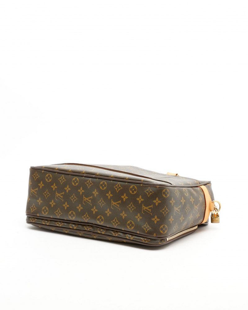 Louis Vuitton Monogram Icare Business Bag