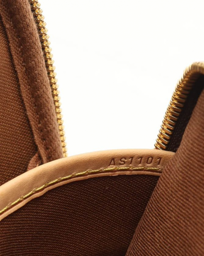 Louis Vuitton Monogram Icare Business Bag