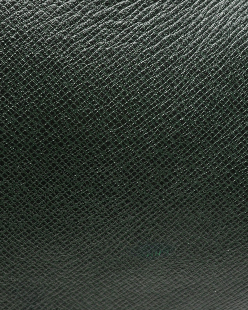 Louis Vuitton Taiga Kendall GM Weekend Bag