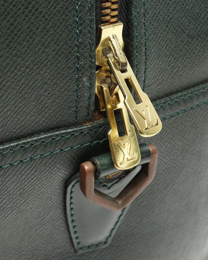 Louis Vuitton Taiga Kendall GM Weekend Bag