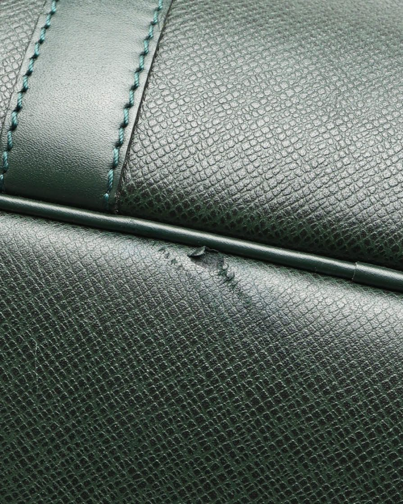 Louis Vuitton Taiga Kendall GM Weekend Bag