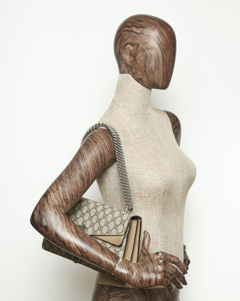 Gucci GG Supreme Medium Dionysus Bag