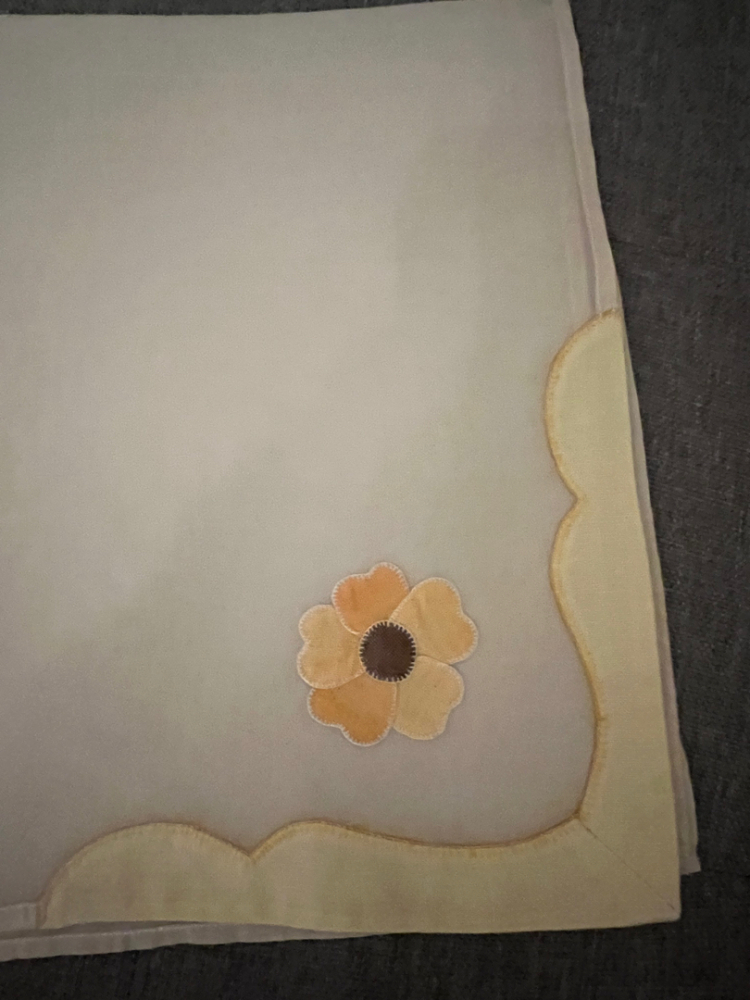 Non Signé / Unsigned 12 serviettes brodées