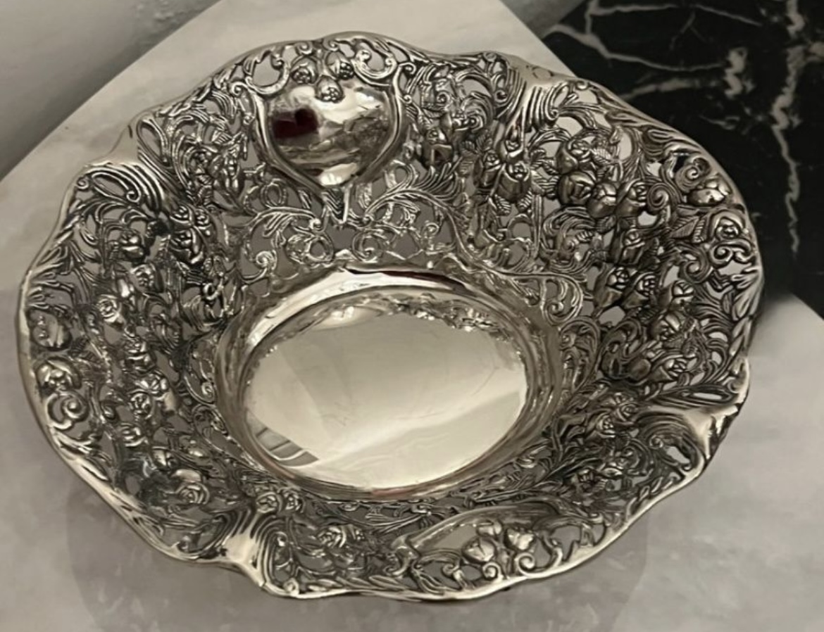 Non Signé / Unsigned Corbeille