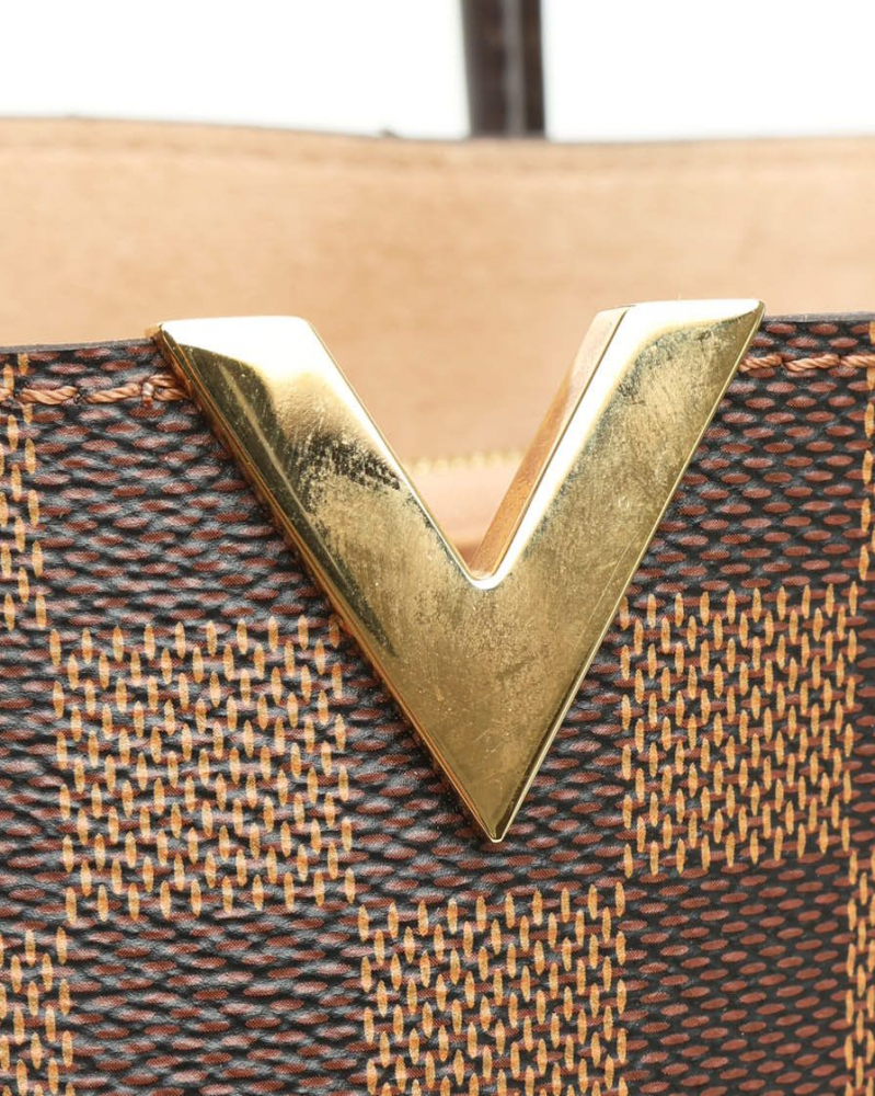 Louis Vuitton Damier Kensington Tote Bag