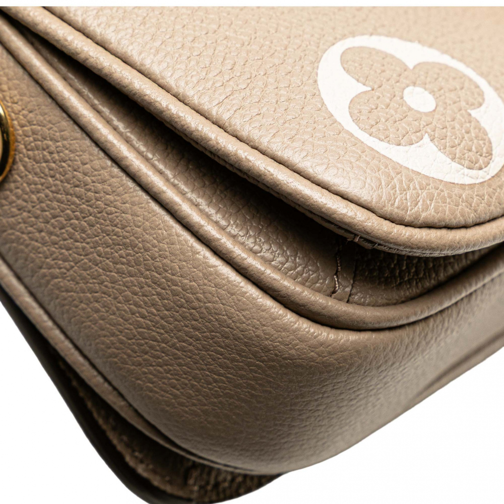 Louis Vuitton Pochette Métis Canvas East West Flap Crossbody Monogram