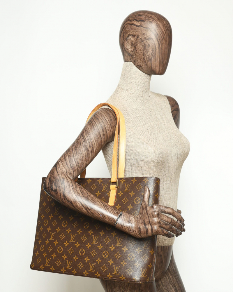 Louis Vuitton Monogram Luco Bag