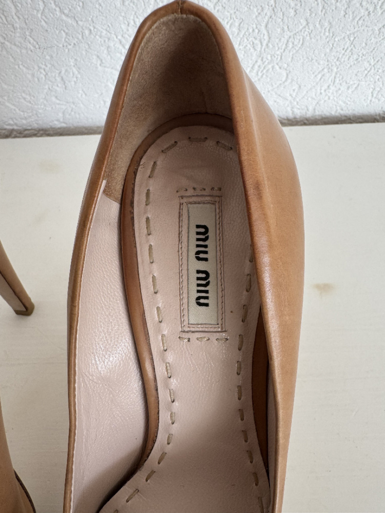 Miu Miu Court shoes