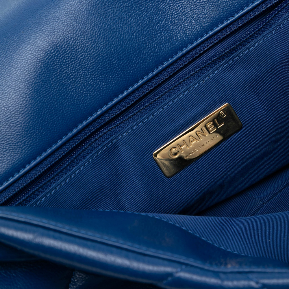 Chanel 19 Maxi Lambskin Leather Matelassè Flap Handbag Blue