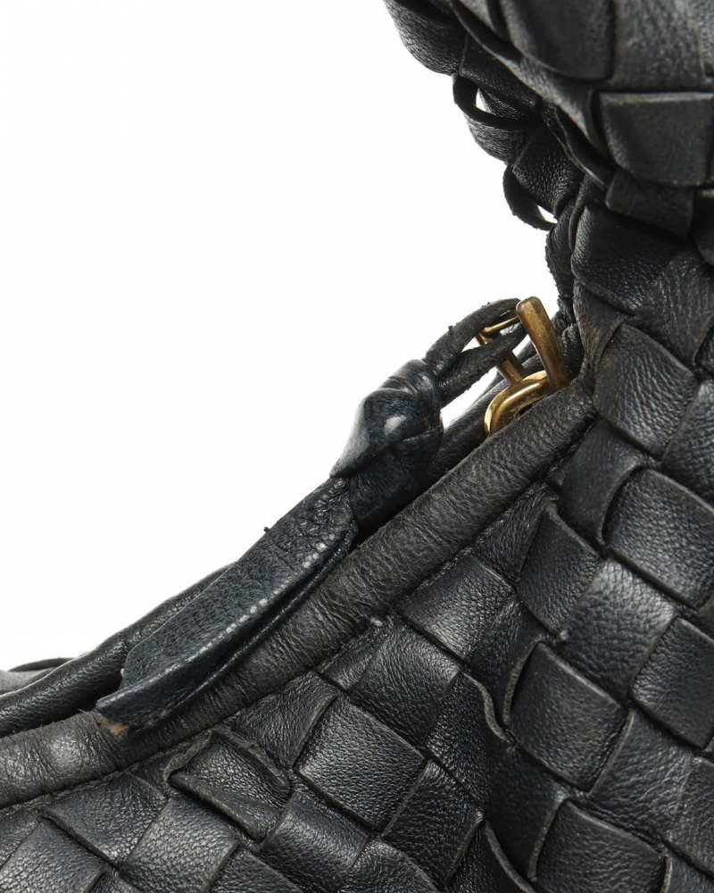 Bottega Veneta Medium Intrecciato Hobo Bag
