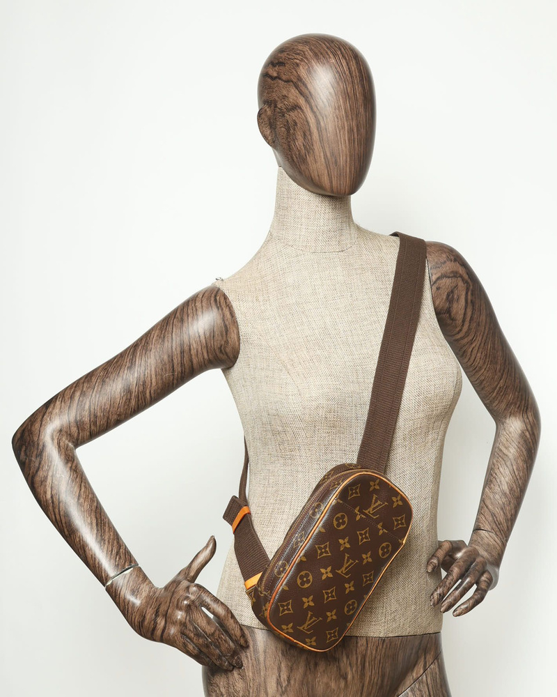 Louis Vuitton Monogram Pochette Ganju Bag