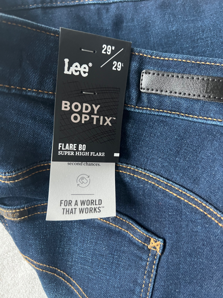 Lee Jeans