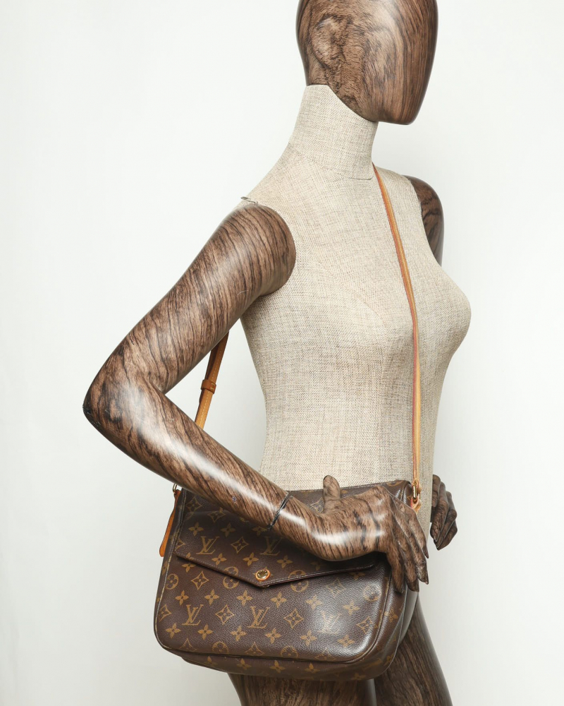 Louis Vuitton Monogram Mabillon Crossbody Bag