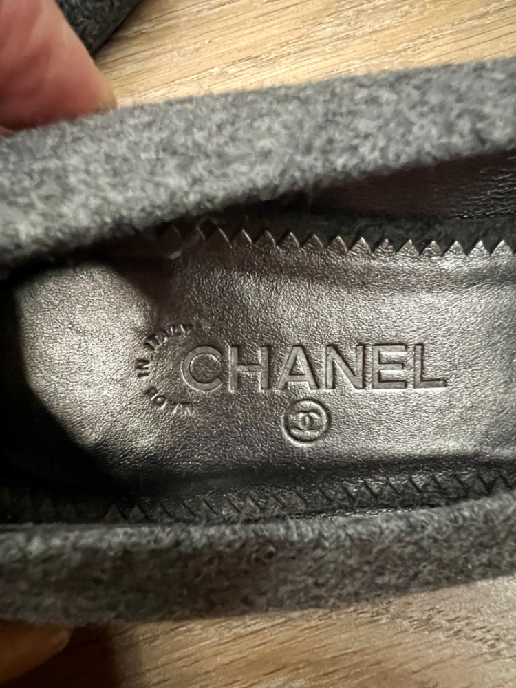Chanel Cap toe