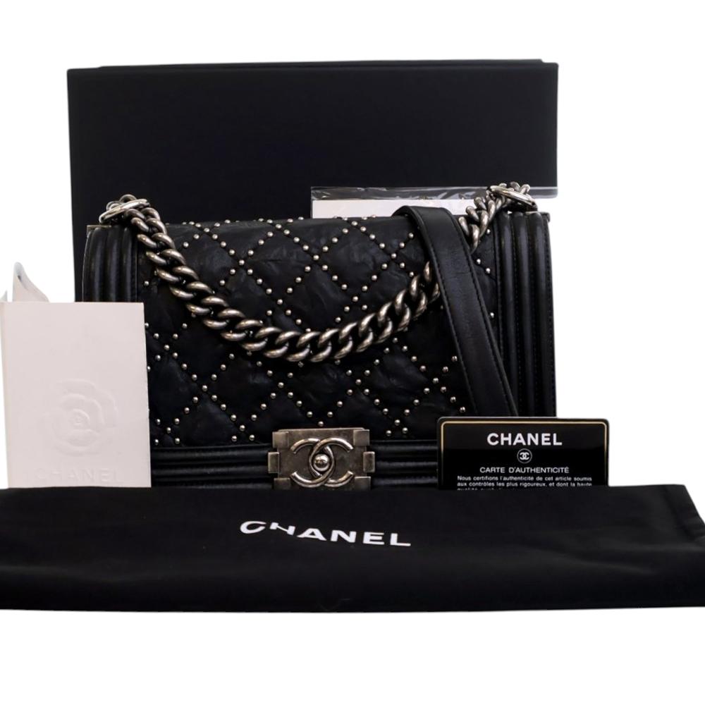 Chanel AB Chanel Black Calf Leather Old Medium Quilted Crumpled skin Studded Boy Flap France