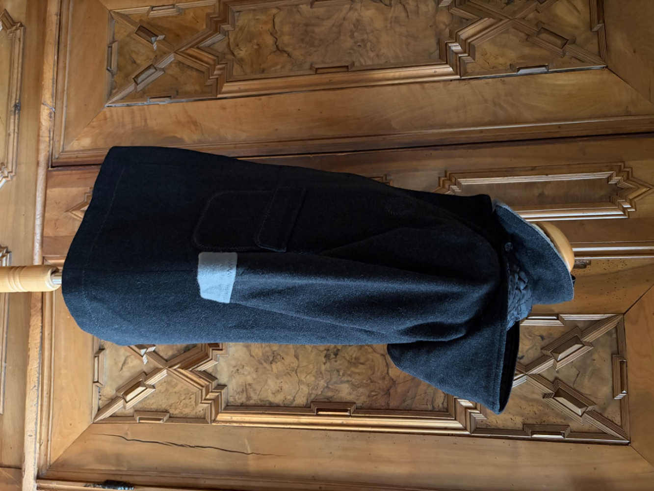 Christian Dior Mantel