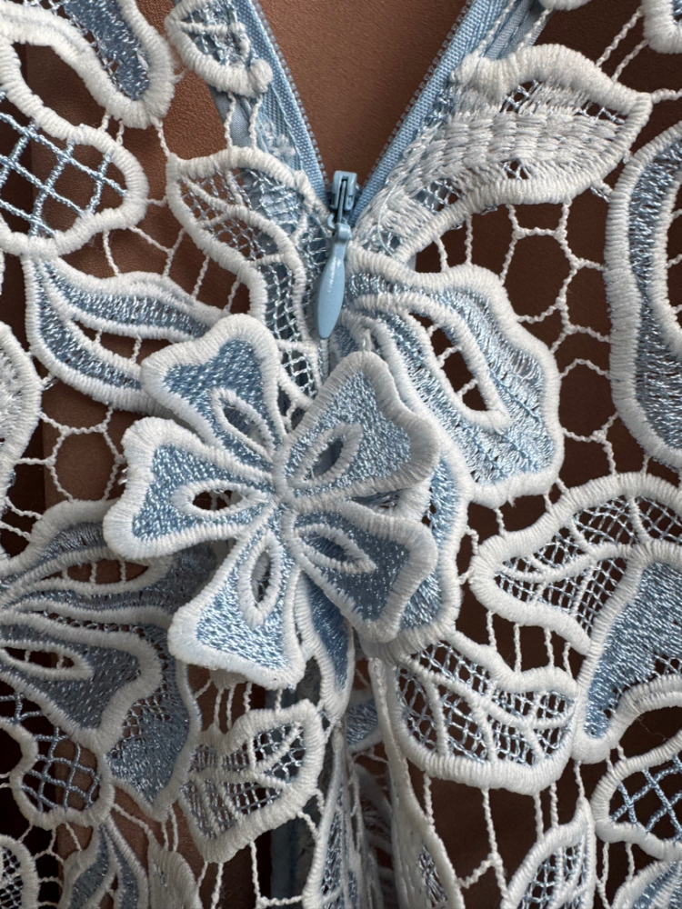 Self-Portrait Robe bleu ciel