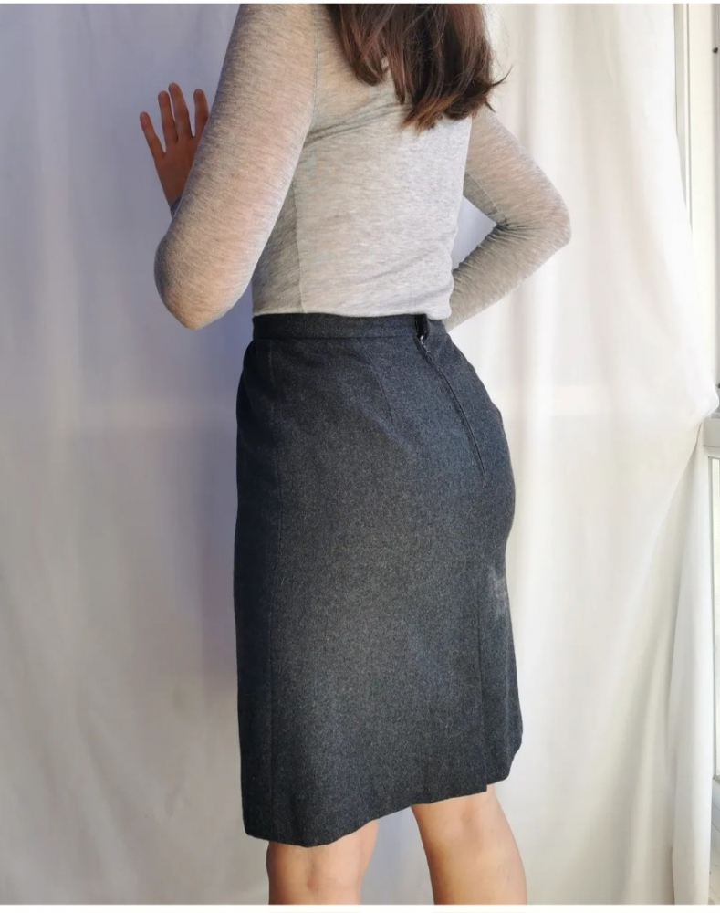 Celine Wool dark grey skirt