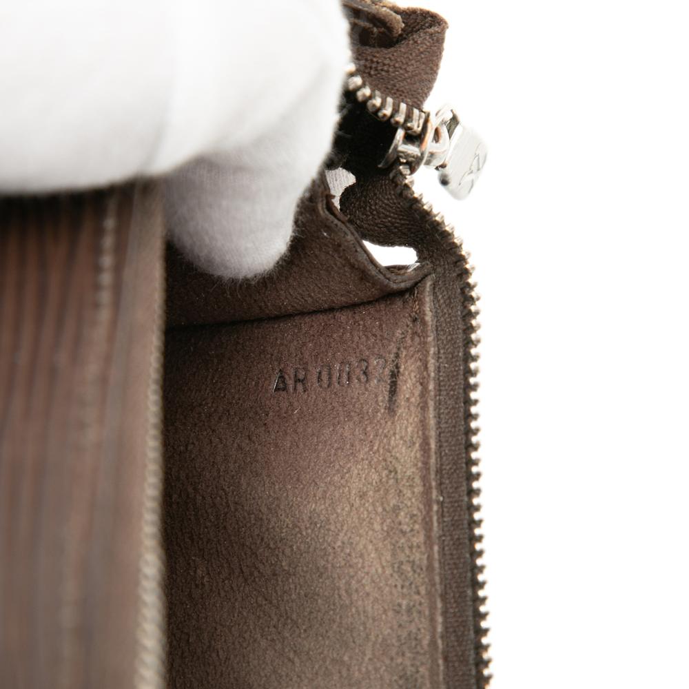 Louis Vuitton B Louis Vuitton Brown Dark Brown Epi Leather Leather Epi Pochette Accessoires France