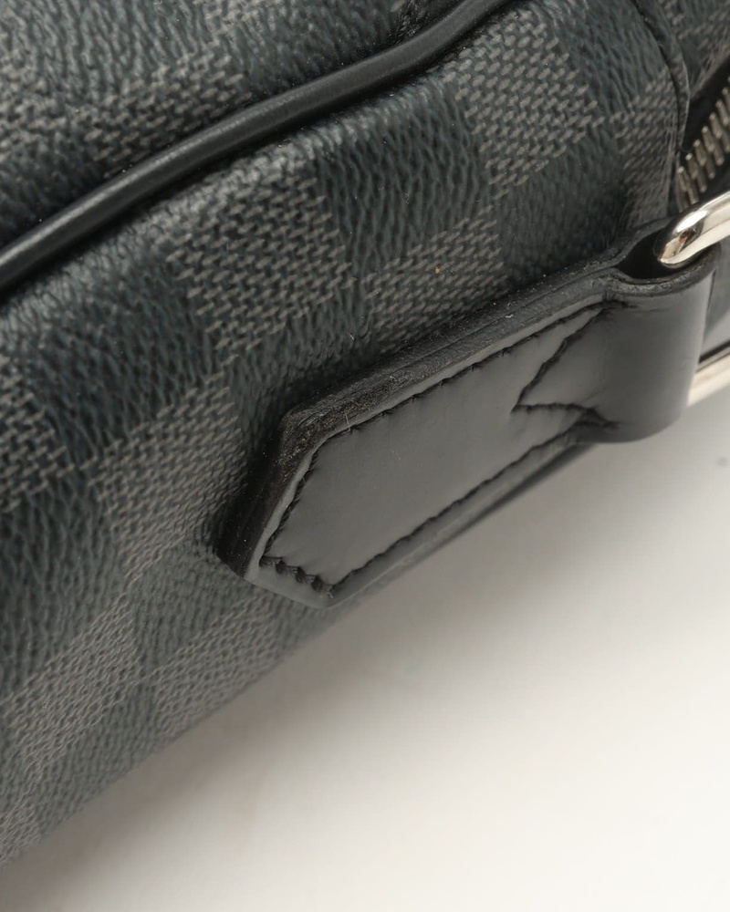 Louis Vuitton Damier Graphite Dayton Reporter MM Bag