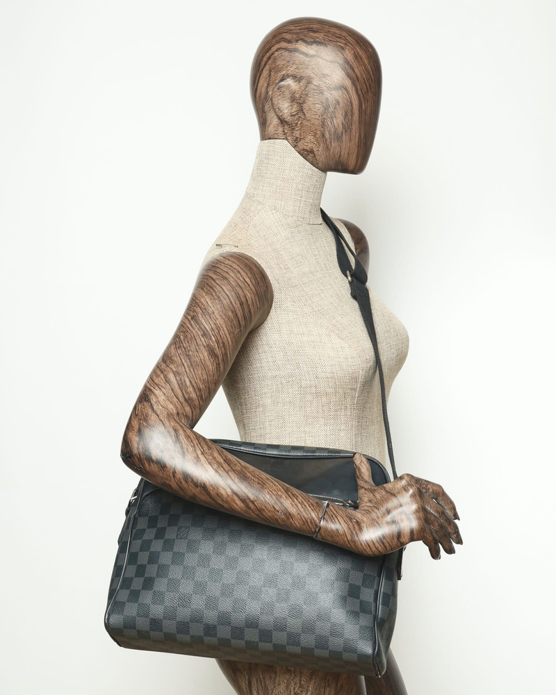 Louis Vuitton Damier Graphite Dayton Reporter MM Bag