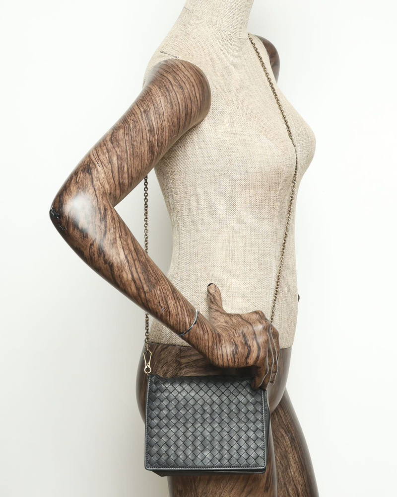 Bottega Veneta Intrecciato Wallet On Chain Bag