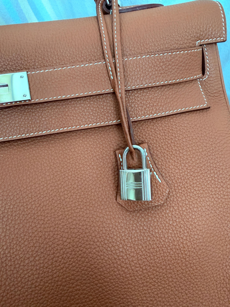 Hermès Kelly 40 Gold Togo Leather and Palladium Hardware