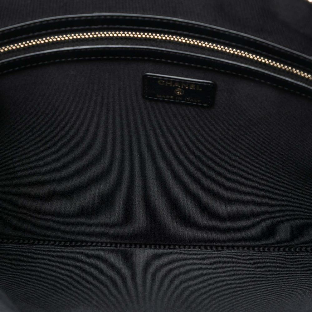 Chanel AB Chanel Black Caviar Leather Leather Large Quilted Caviar Boy O Case Clutch Italy