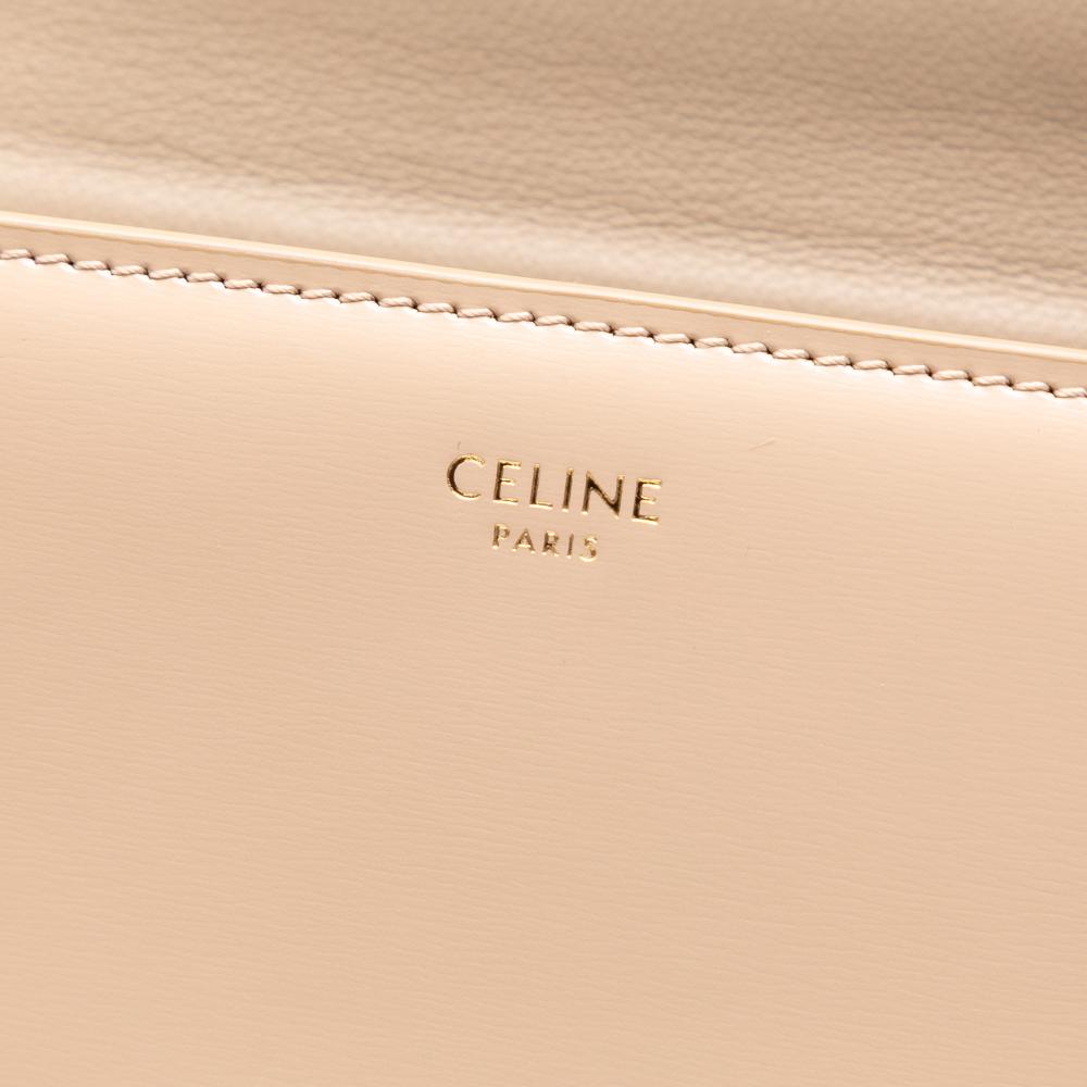 Celine AB Celine Brown Beige Calf Leather Teen Shiny skin Triomphe Besace Clea Chain Crossbody Italy