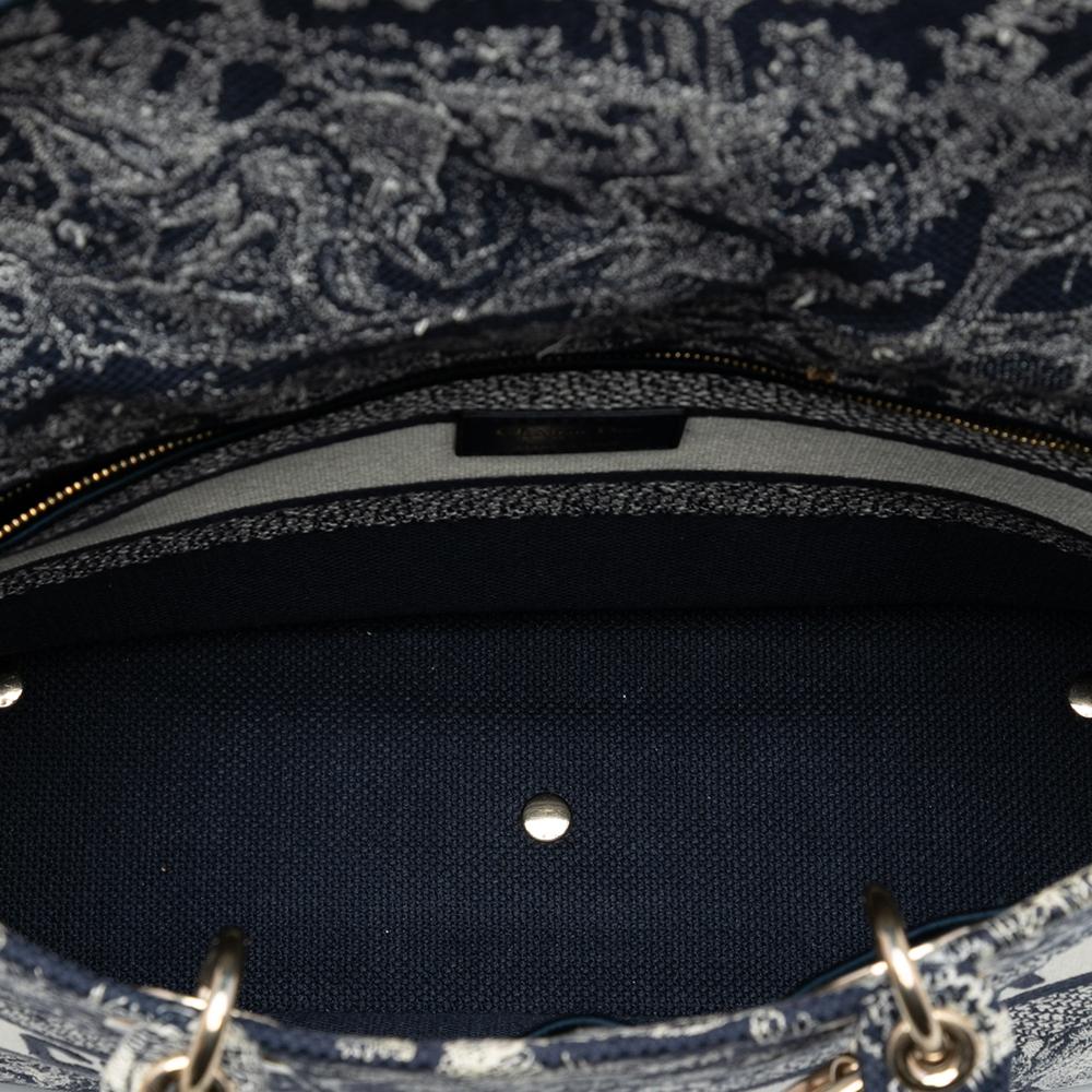 Christian Dior B Dior Blue Navy Canvas Fabric Large Embroidered Toile de Jouy Lady D Lite Italy