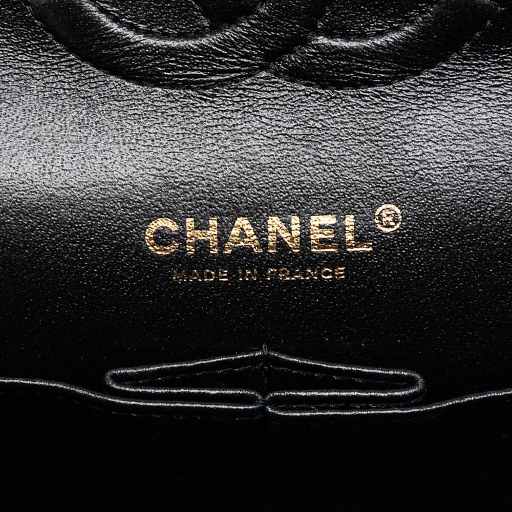 Chanel B Chanel Black Calf Leather Medium Classic Chevron skin Pleated Double Flap France