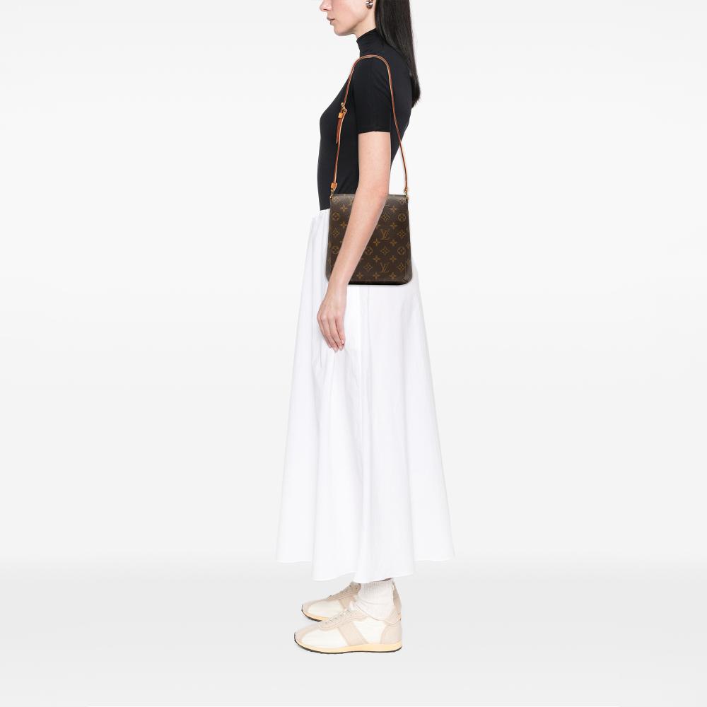 Louis Vuitton B Louis Vuitton Brown Monogram Canvas Fabric Monogram Musette Salsa Short Strap Spain