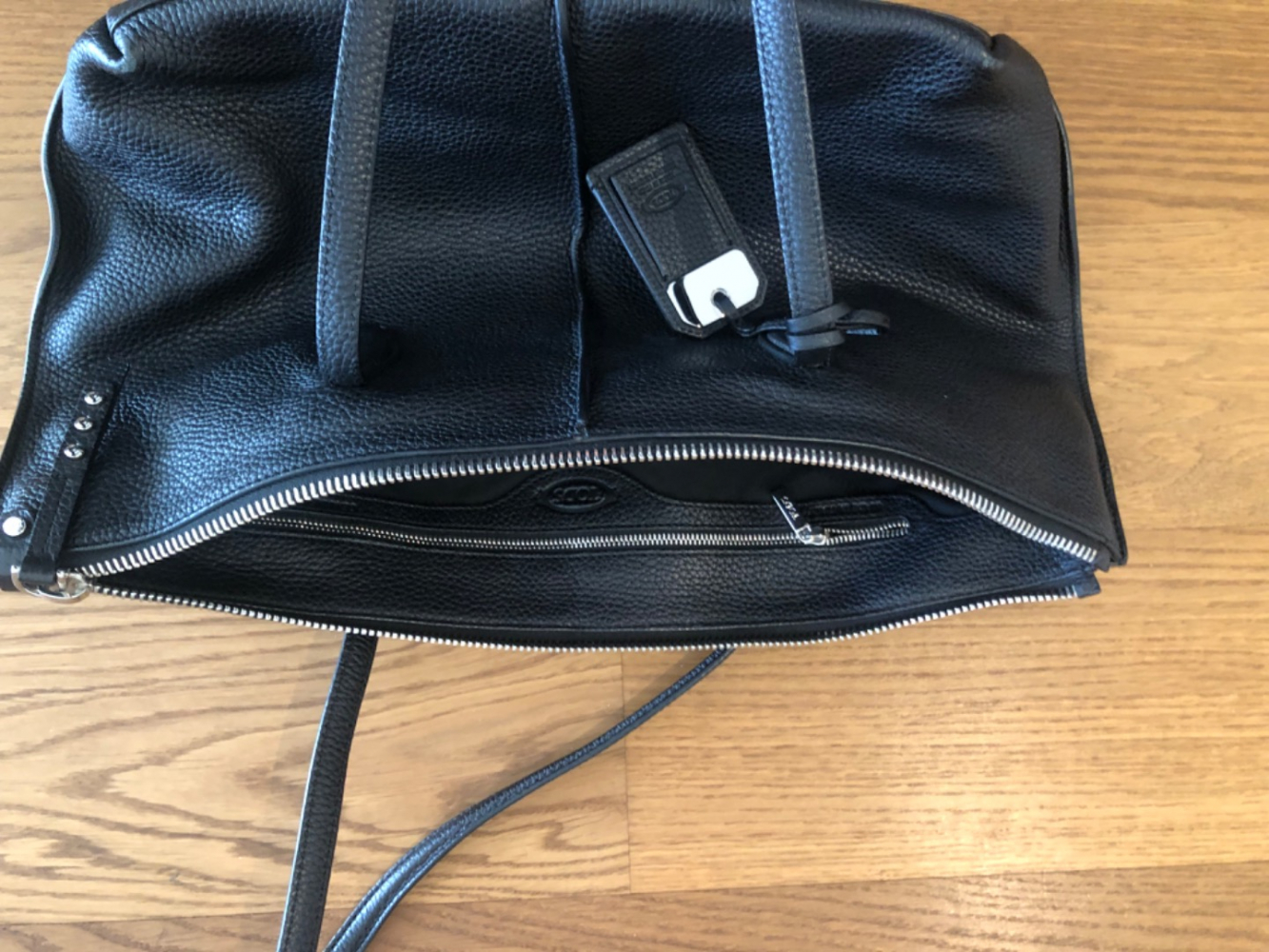 Tods Black Leather shoulder bag