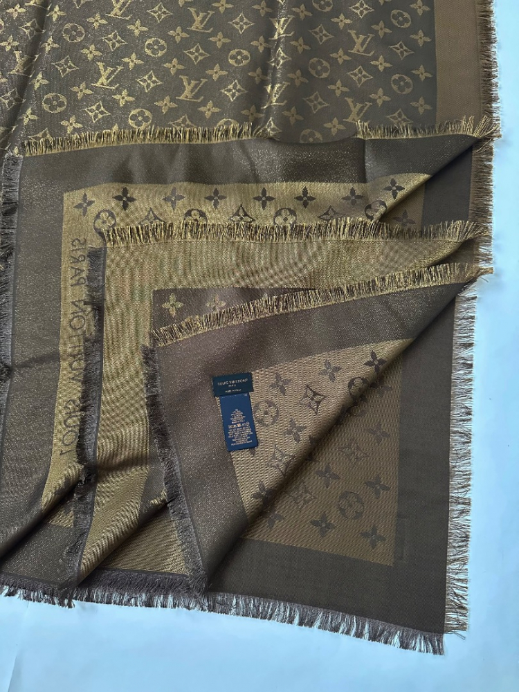 Louis Vuitton Châle monogramme