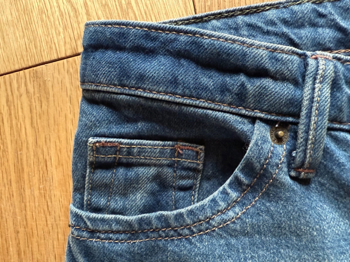 Free People Jean boyfriend à taille basse Tennessee !