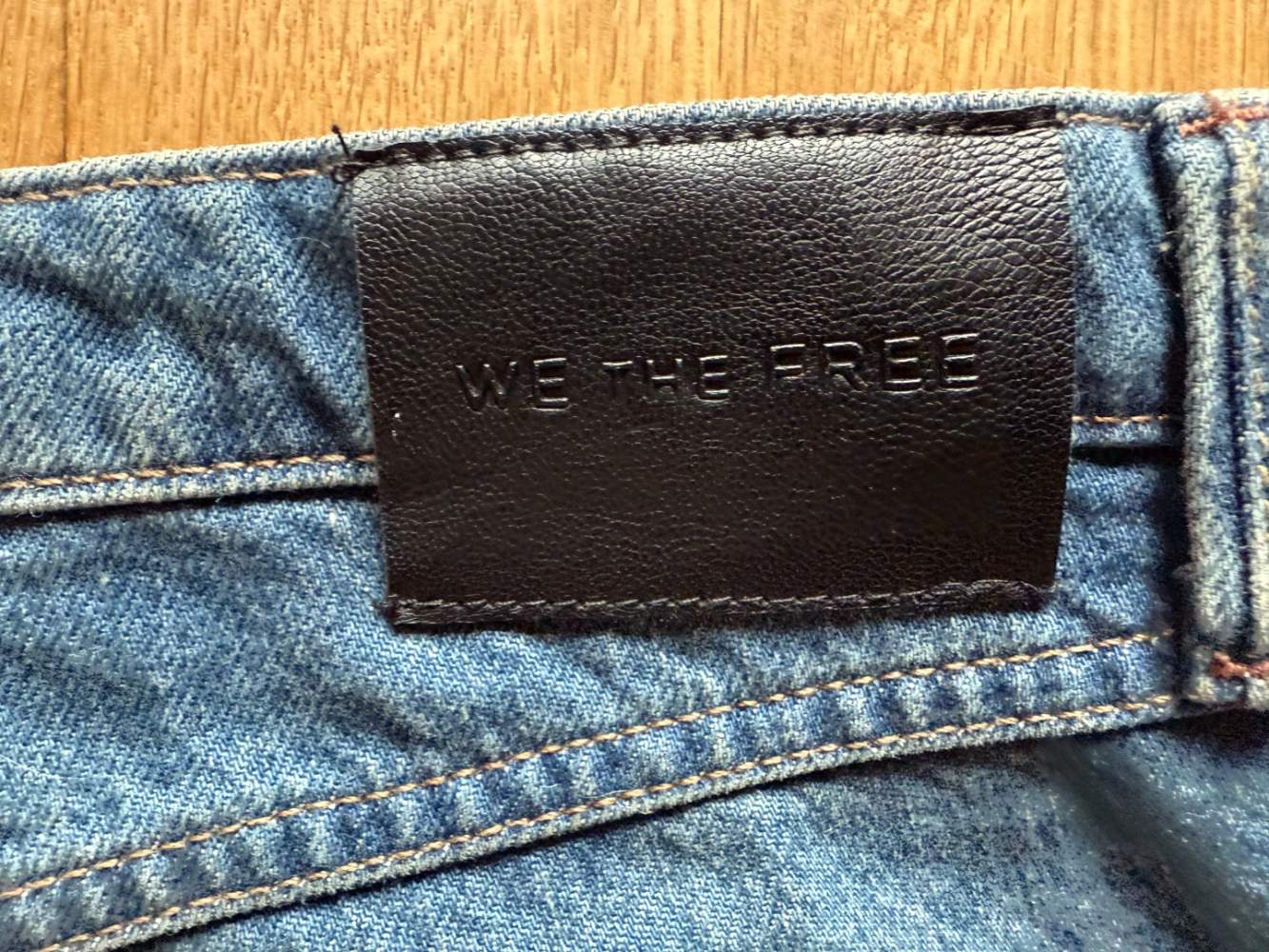 Free People Jean boyfriend à taille basse Tennessee !