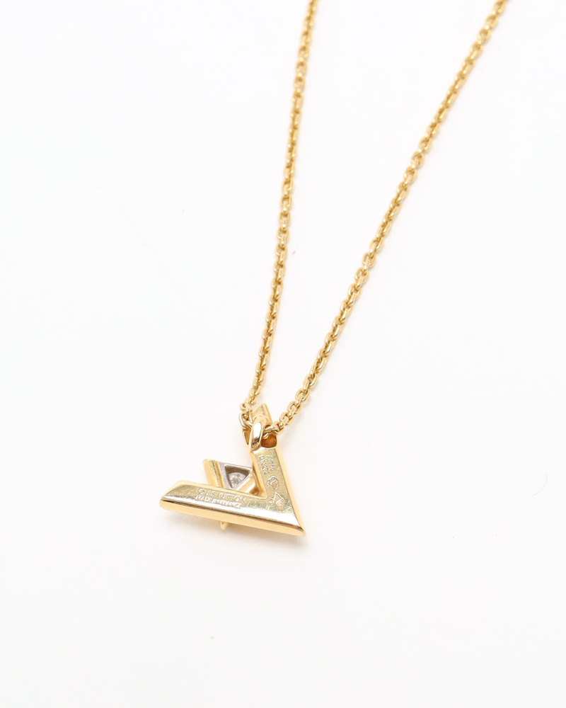 Louis Vuitton LV Volt One Small Pendant, 18kt Yellow Gold And Diamond