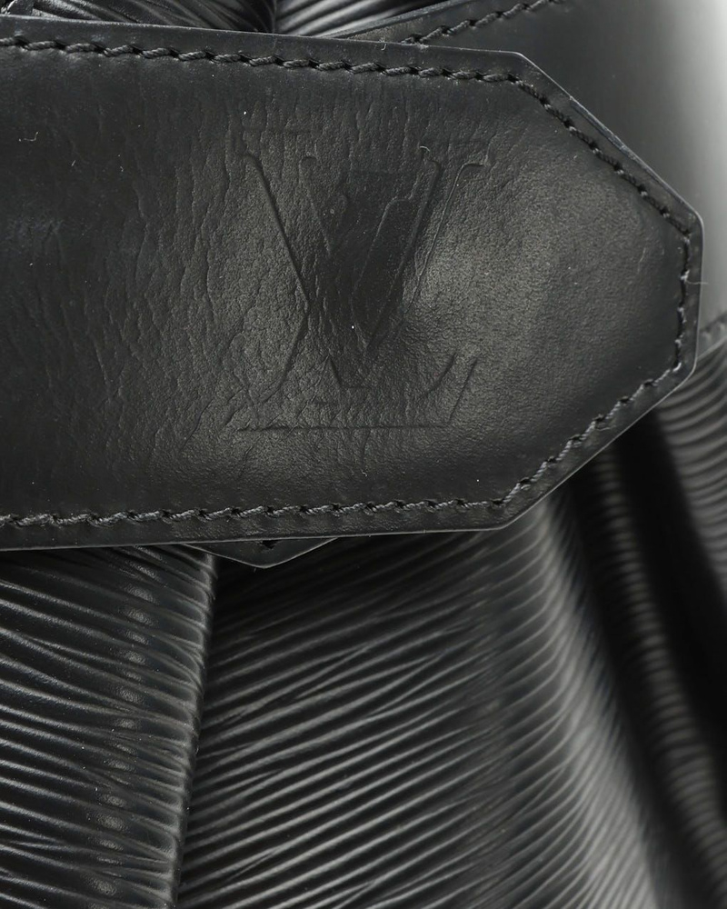 Louis Vuitton Sac D'epaule GM Bag