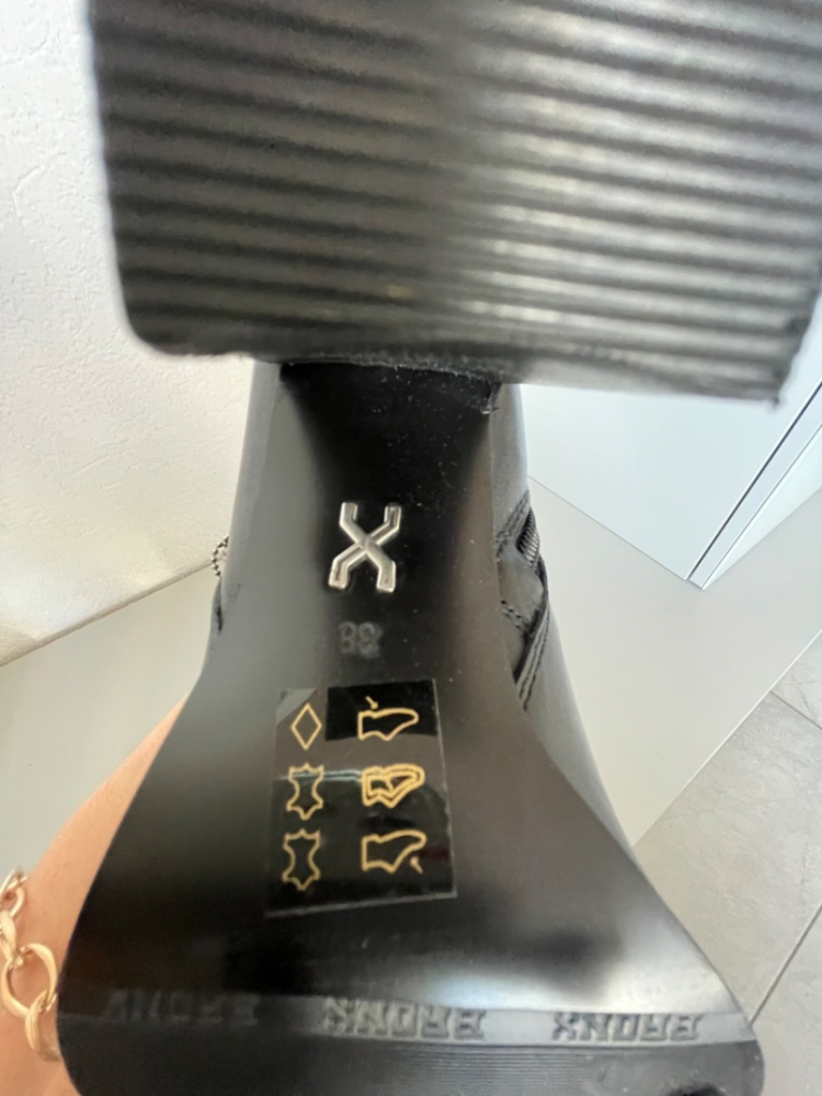 Bronx shoes New studded high boots