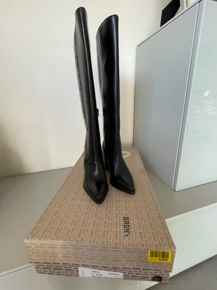 Bronx shoes New studded high boots
