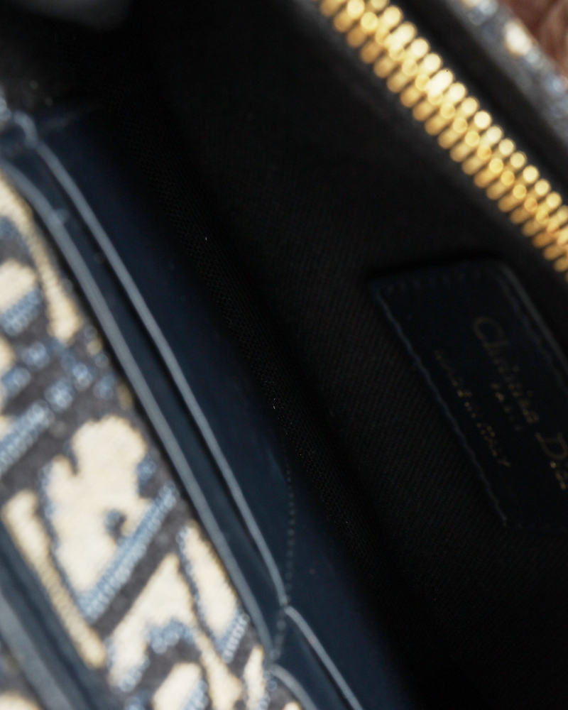 Christian Dior Oblique 30 Montaigne 2-in-1 Bag