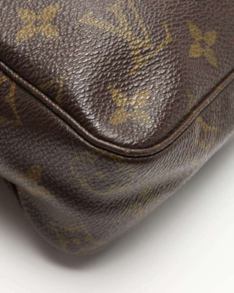 Louis Vuitton Monogram Trousse Toilette 23