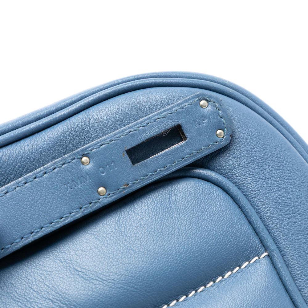 Hermès AB Hermès Blue Calf Leather Swift Berline 28 France