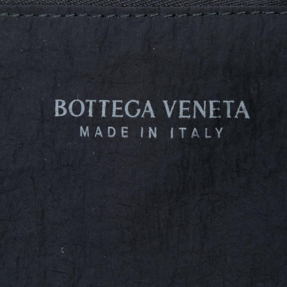 Bottega Veneta AB Bottega Veneta Black Calf Leather Stretch Paper skin Intrecciato Cassette Crossbody Italy