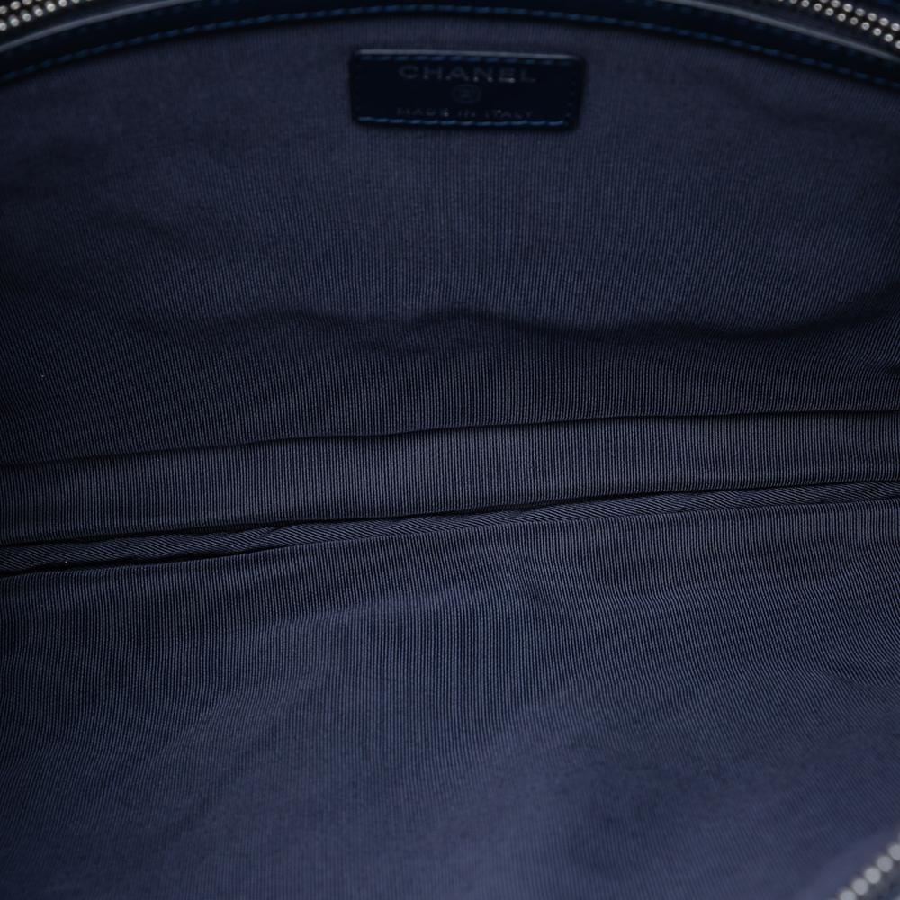 Chanel AB Chanel Blue Navy Caviar Leather Leather Large Quilted Caviar O Case Clutch Italy