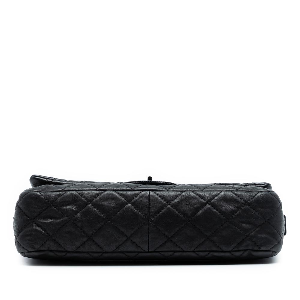 Chanel B Chanel Black Calf Leather Quilted skin Reissue 2.55 Easy Messenger Flap France