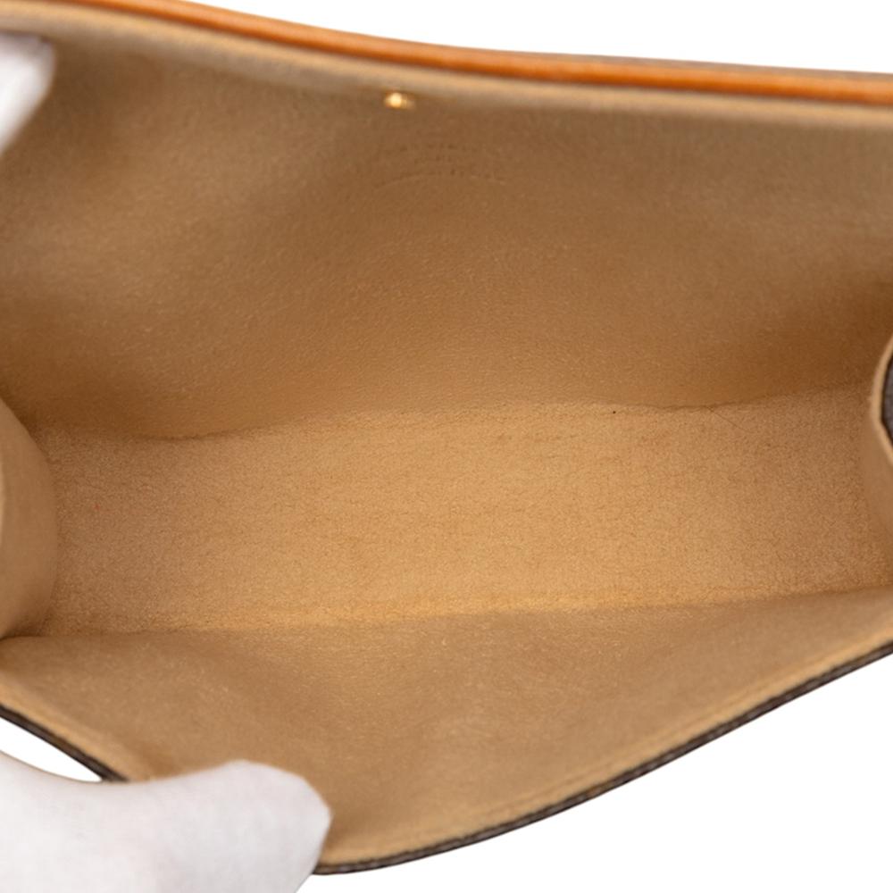 Louis Vuitton B Louis Vuitton Brown Monogram Canvas Fabric Monogram Pochette Florentine France